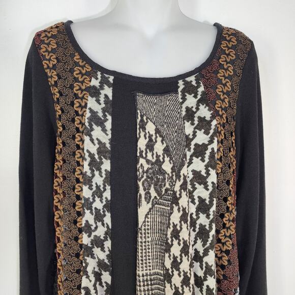 Dikalady Tunic Top Womens Small Patchwork Geometric Asymmetrical Black Lined Art - Picture 3 of 8